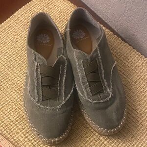 Yellow Box Men's Olive Slip-On Loafers